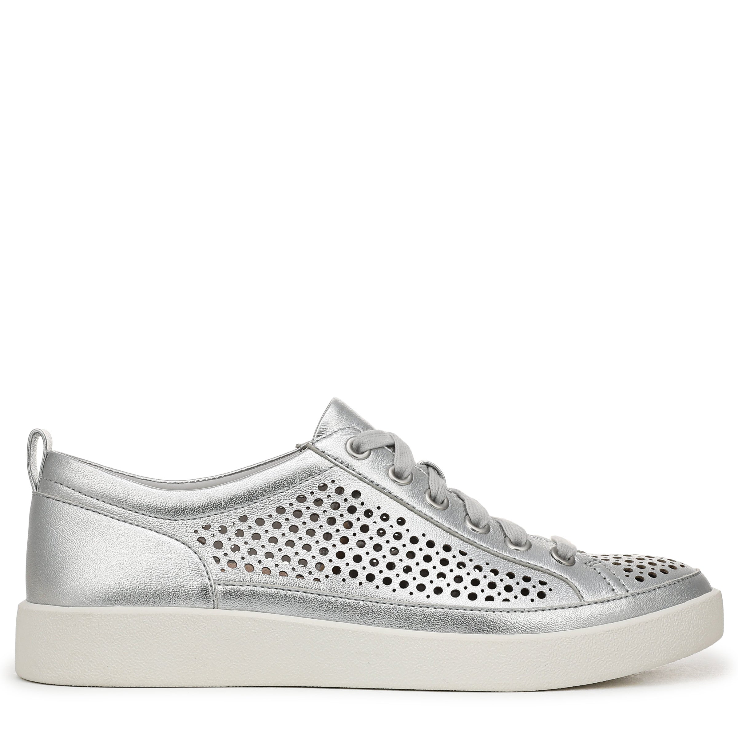color:silver