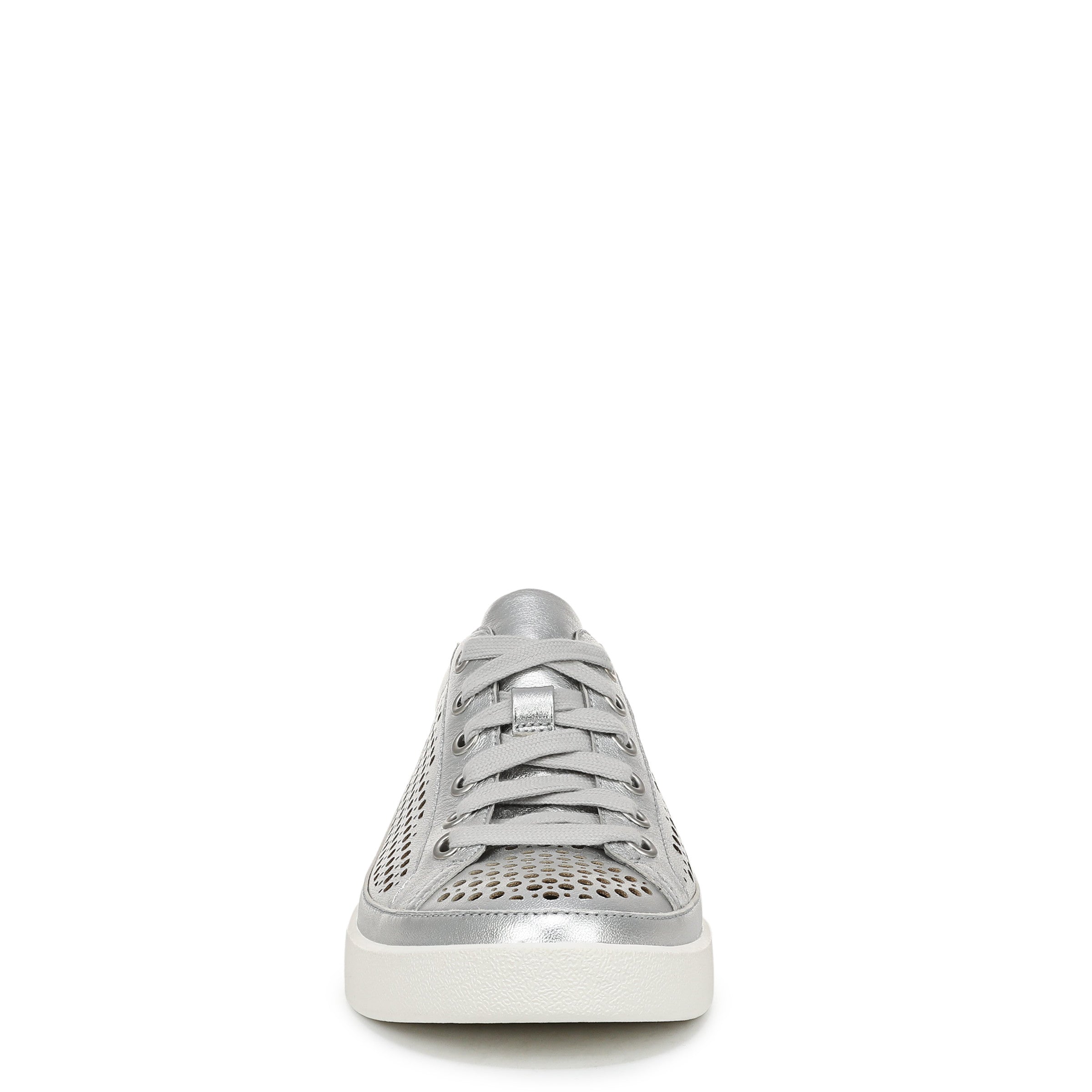 color:silver