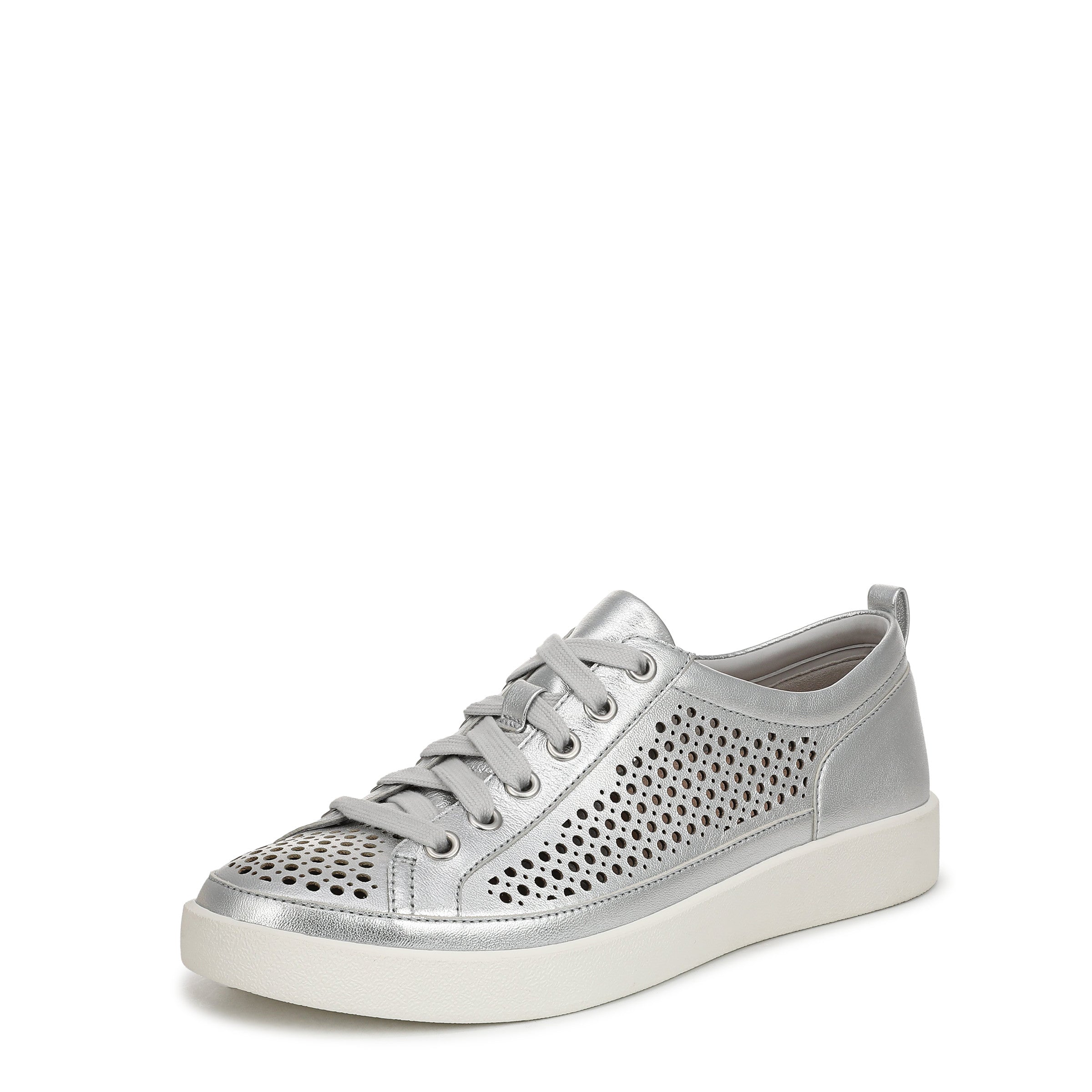 color:silver