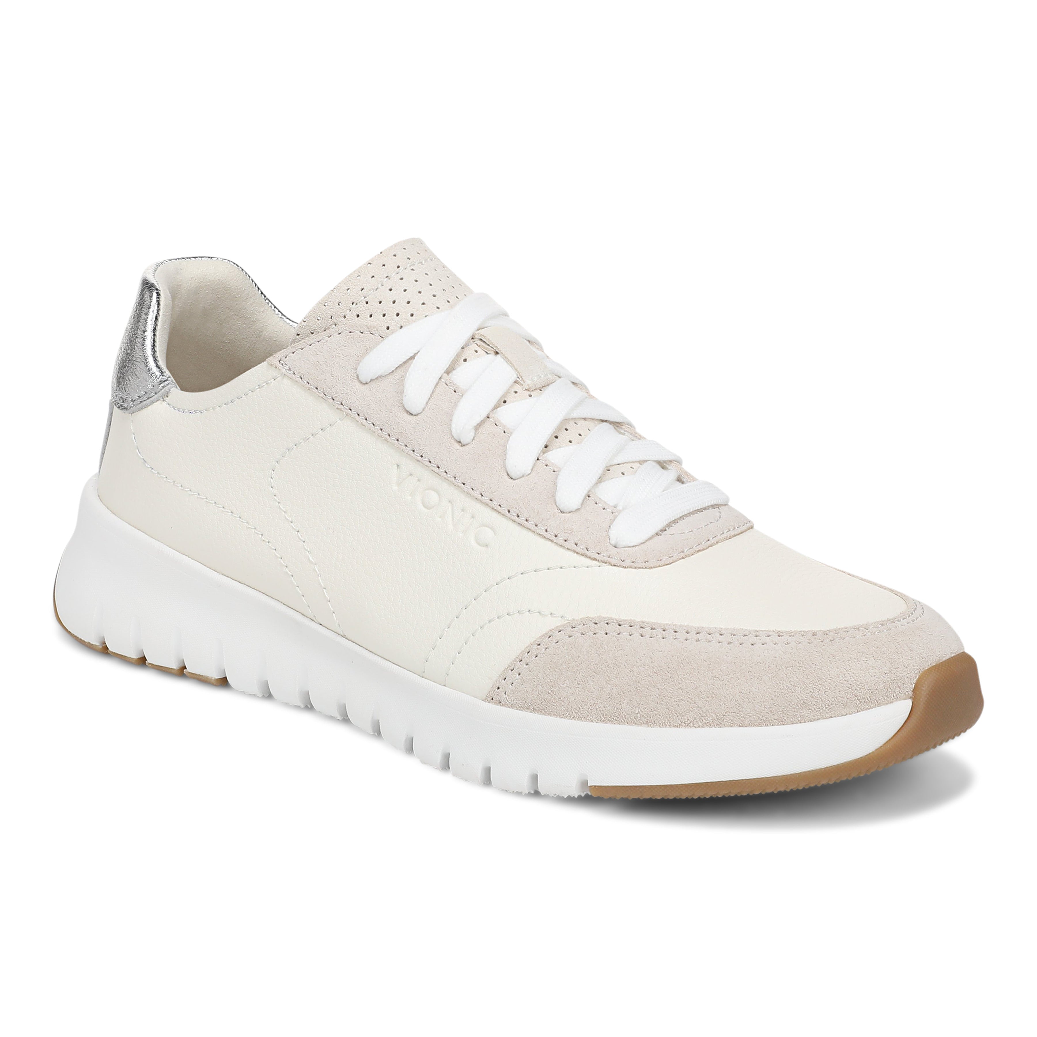 color:beige