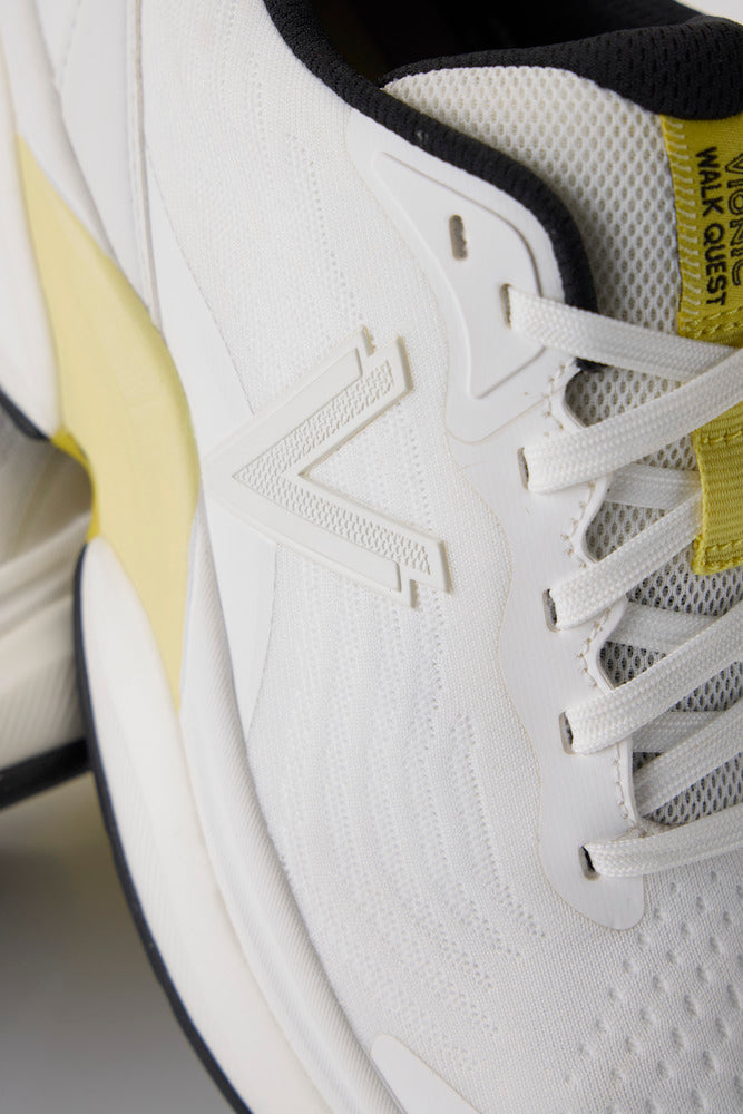 SNEAKER WALK QUEST