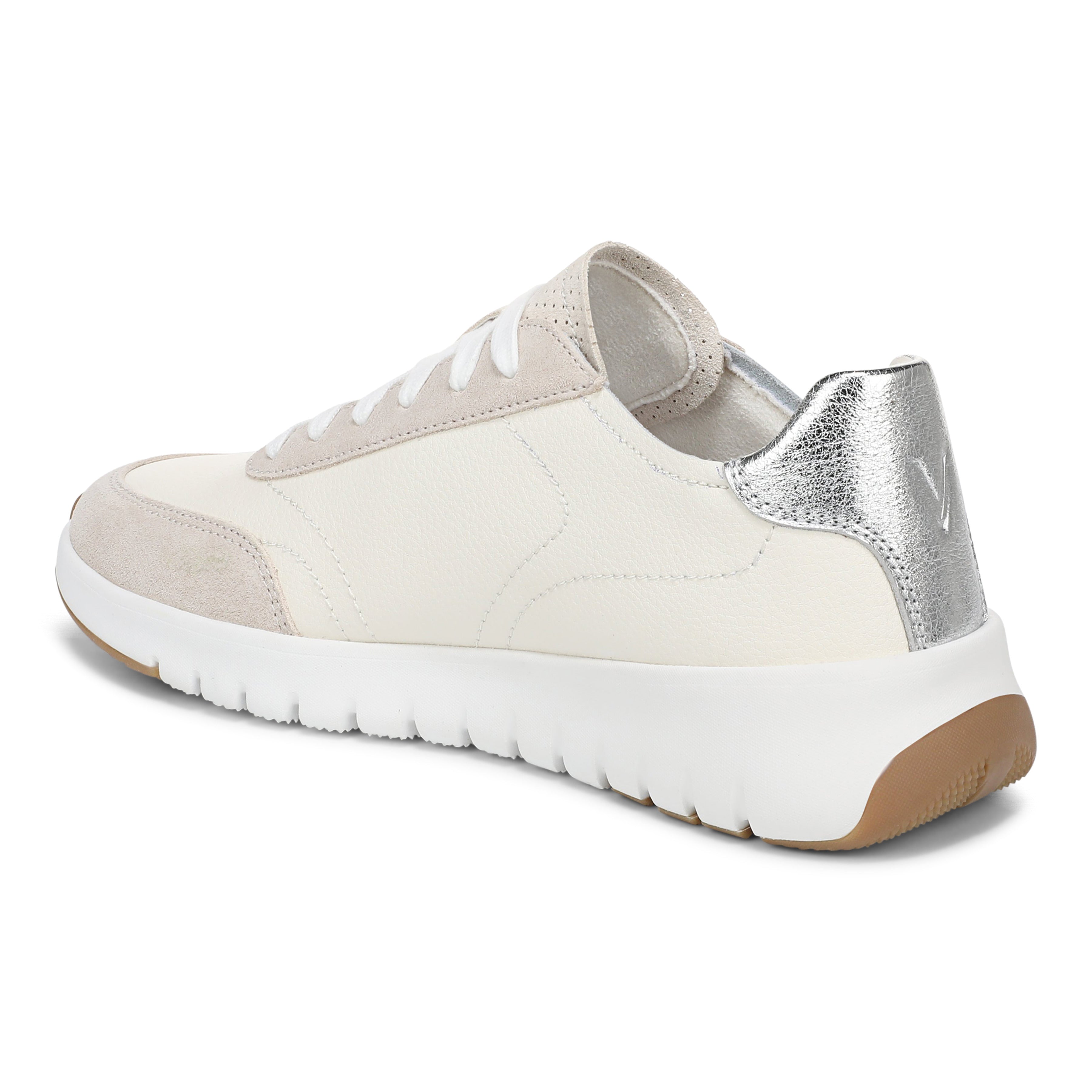 color:beige